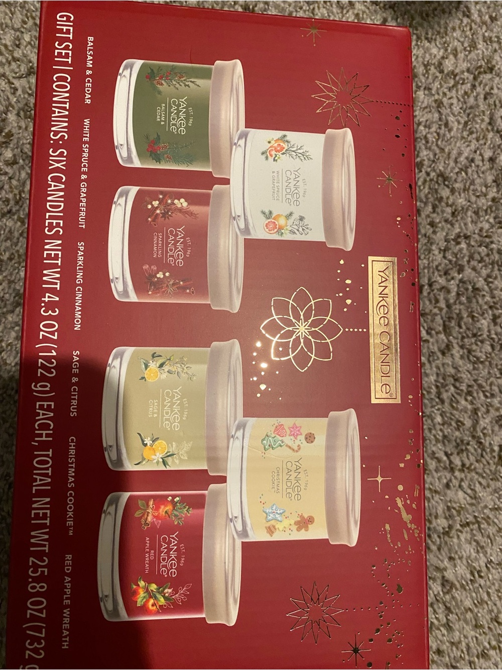 Yankee Candle festive tumbler set in red and green packaging